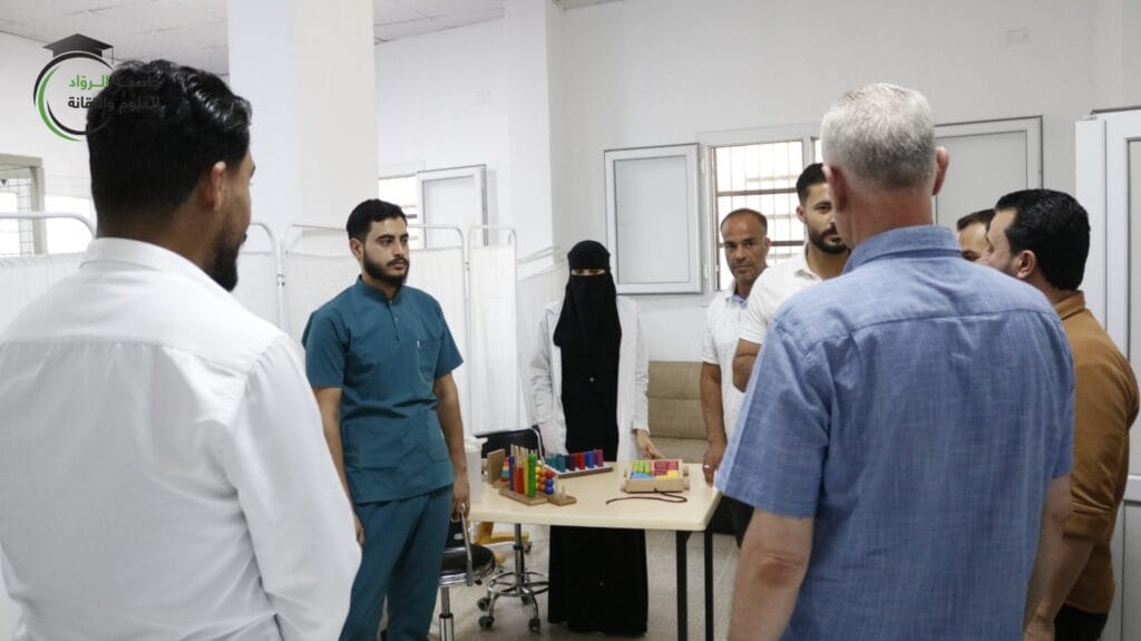 جامعة الرواد تعزز دورها المجتمعي بزيارة مركز الرواد المهني في جرابلس