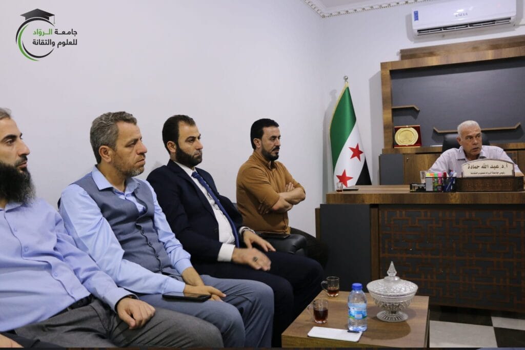 جامعة الرواد تبحث تعزيز التعاون مع المجلس الأعلى لإدارة الكوارث ومؤسسة IDIA 2020