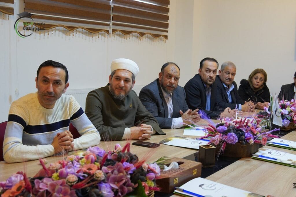 وفد من مجلس الشعب يزور جامعة الرواد