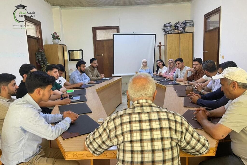 جامعة الرواد تفتح آفاقًا جديدة لطلبتها عبر رحلة علمية إلى جامعة اللاذقية