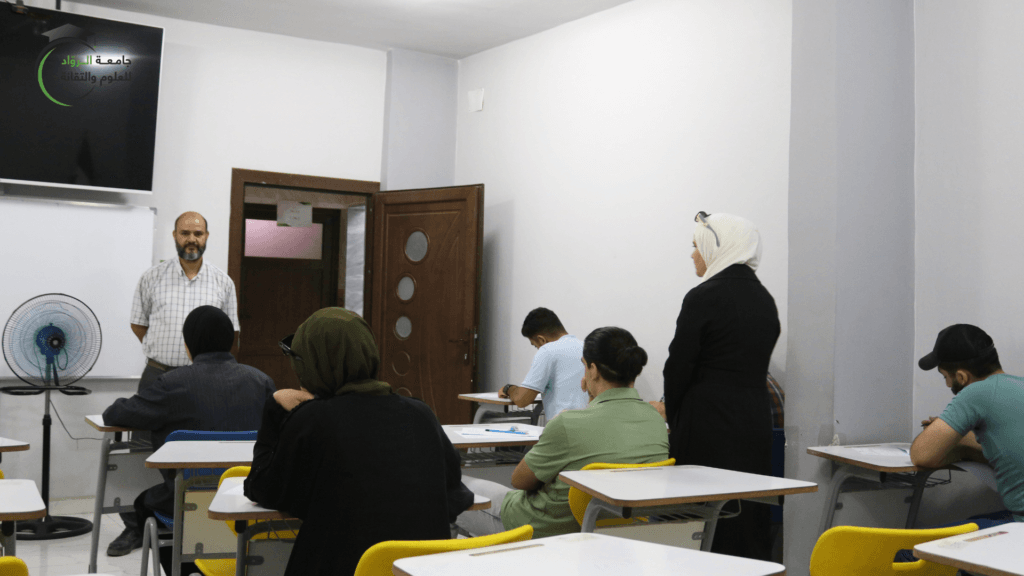 طلبة جامعة الرواد ينهون امتحاناتهم التكميلية وسط أجواء تنظيمية